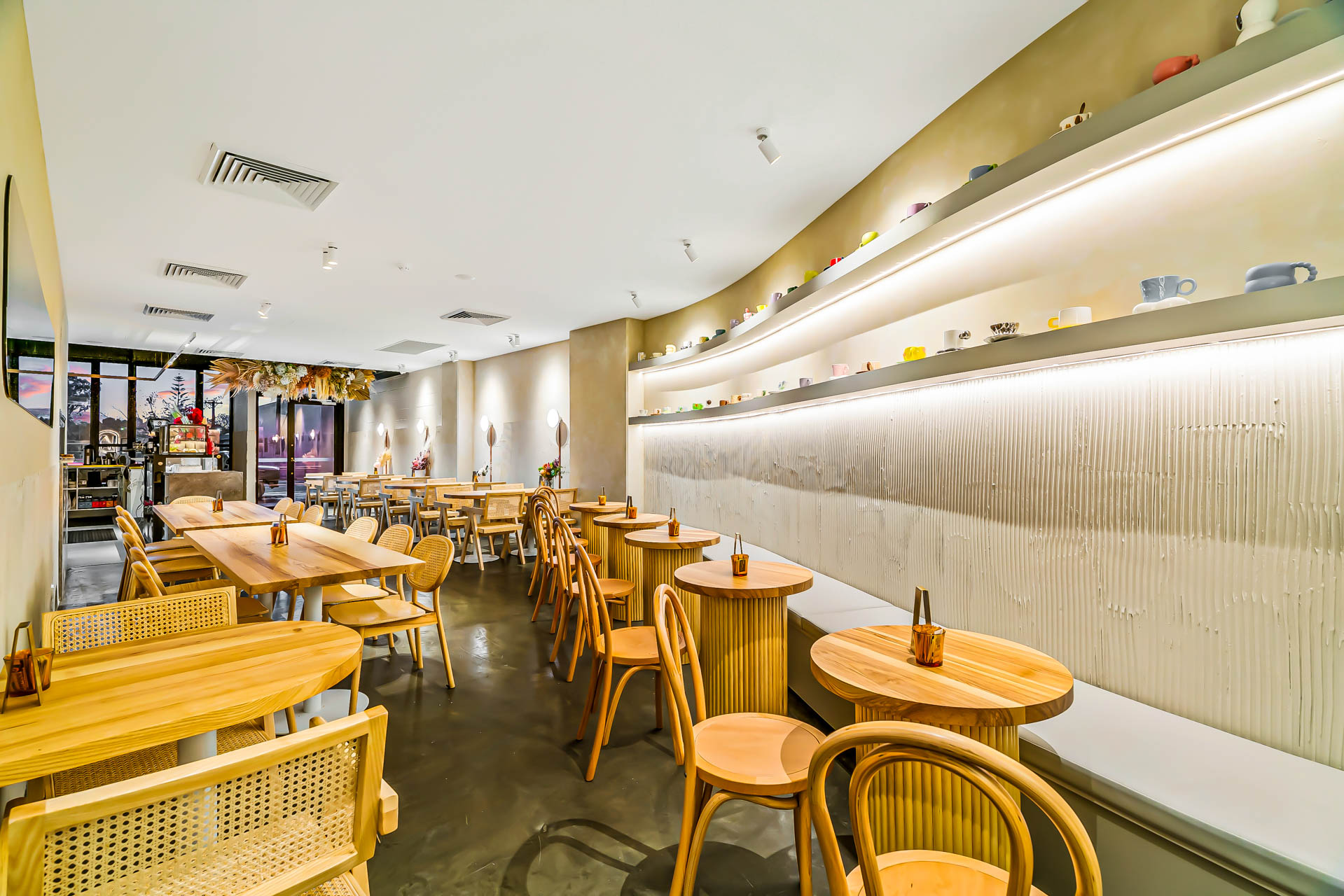 Cafe LA 6 - Project