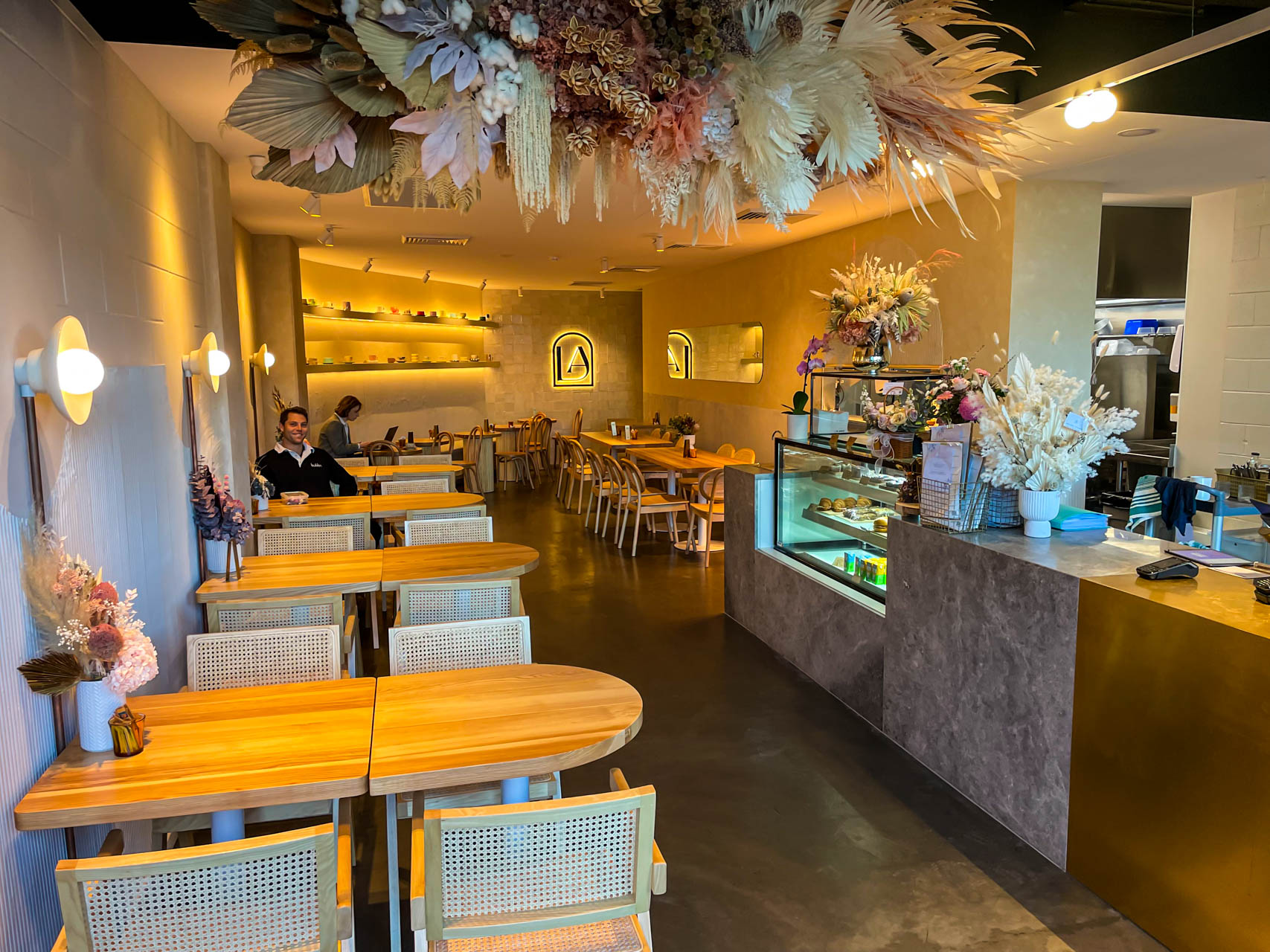 Cafe LA 8 - Project