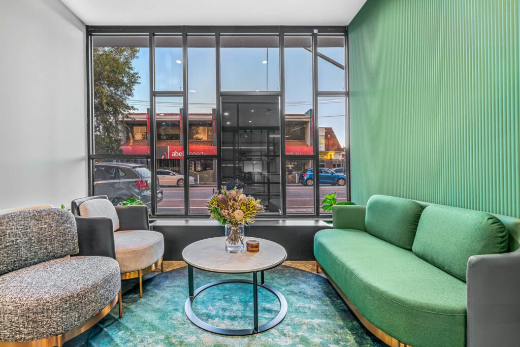 Aston Office 06 - Project